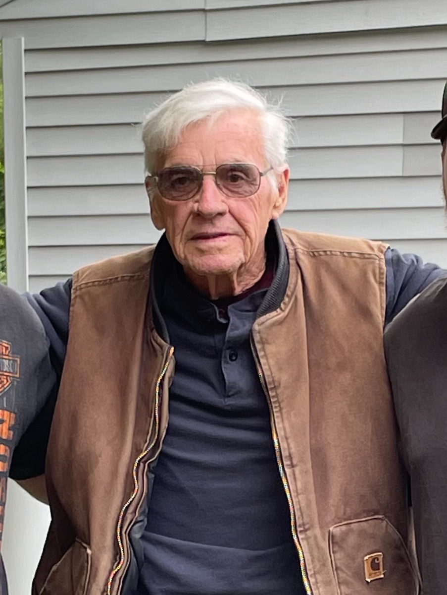 Photo of Richard E. Senecal Jr