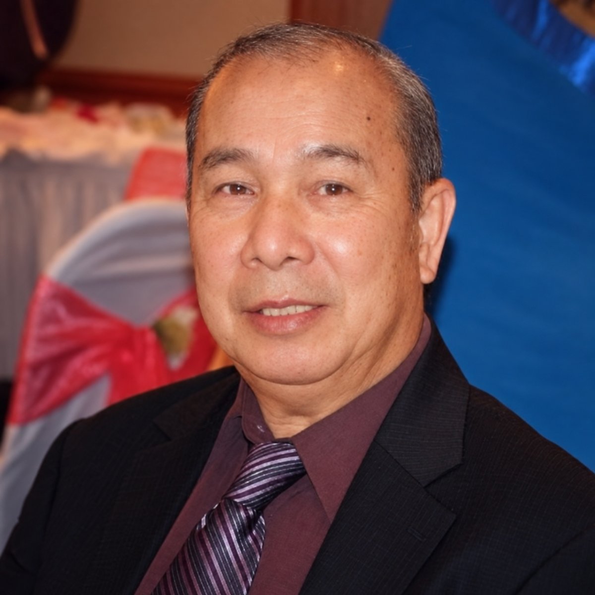 Photo of Renato Reyes