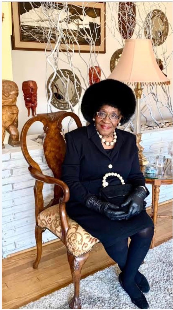 Photo of Gladys McAfee