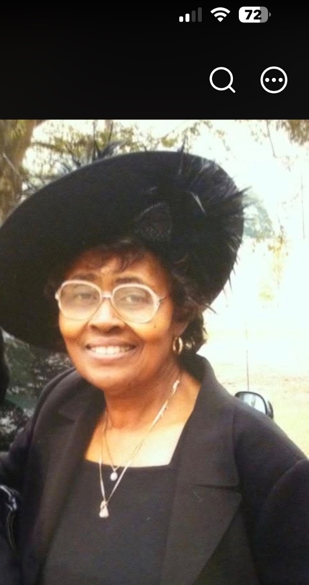 Photo of Joyce Richardson