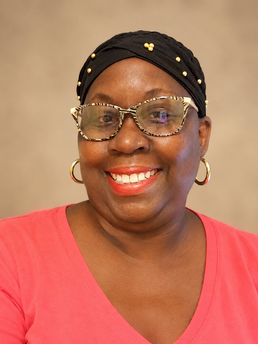 Photo of Lori E Mitchell James