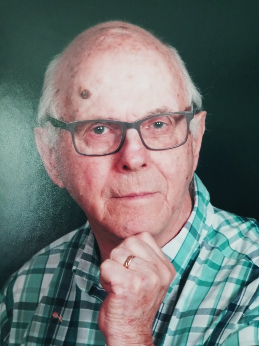 Photo of W.Philip VanDerLinden