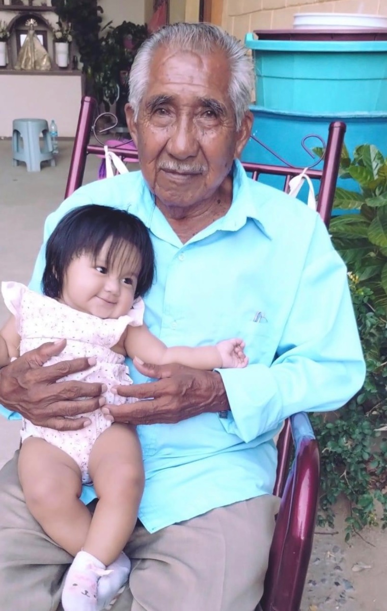 Photo of Roberto Ramos