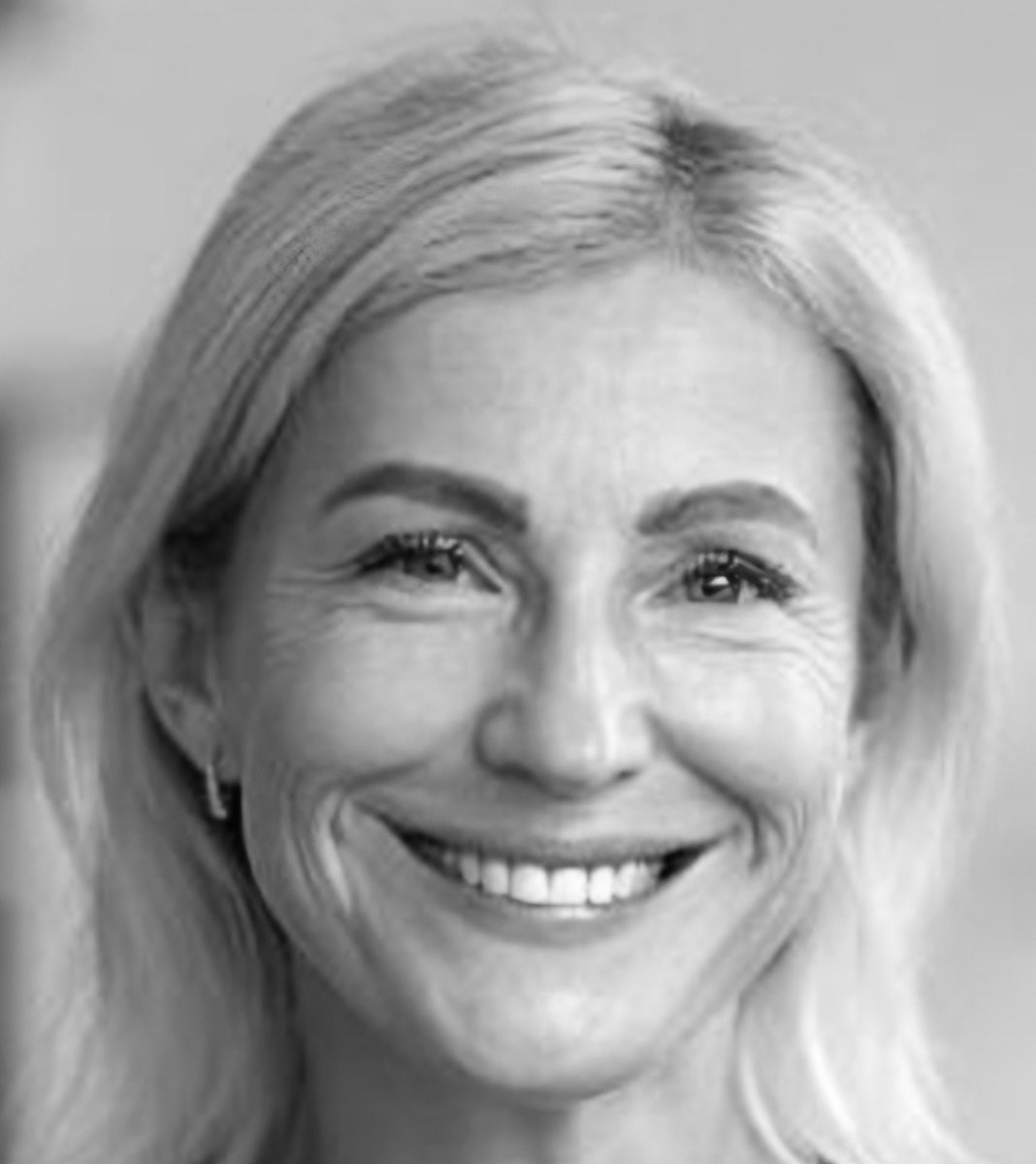 Photo of Anna Dixon