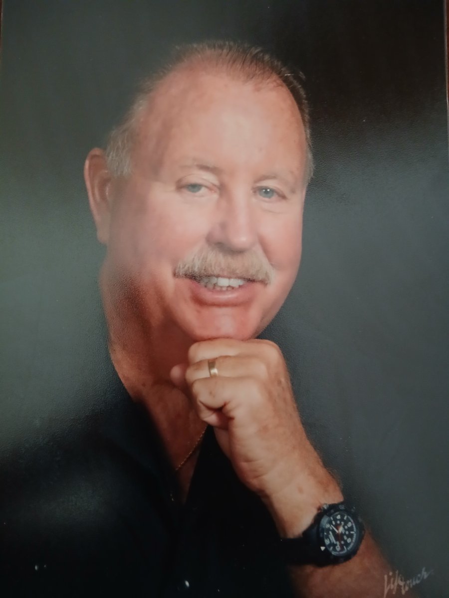 Photo of Powell (Pete)